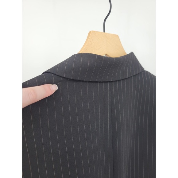 Tahari Pinstripe Double Breasted Black Blazer Jacket 10 Charcoal - Picture 9 of 13